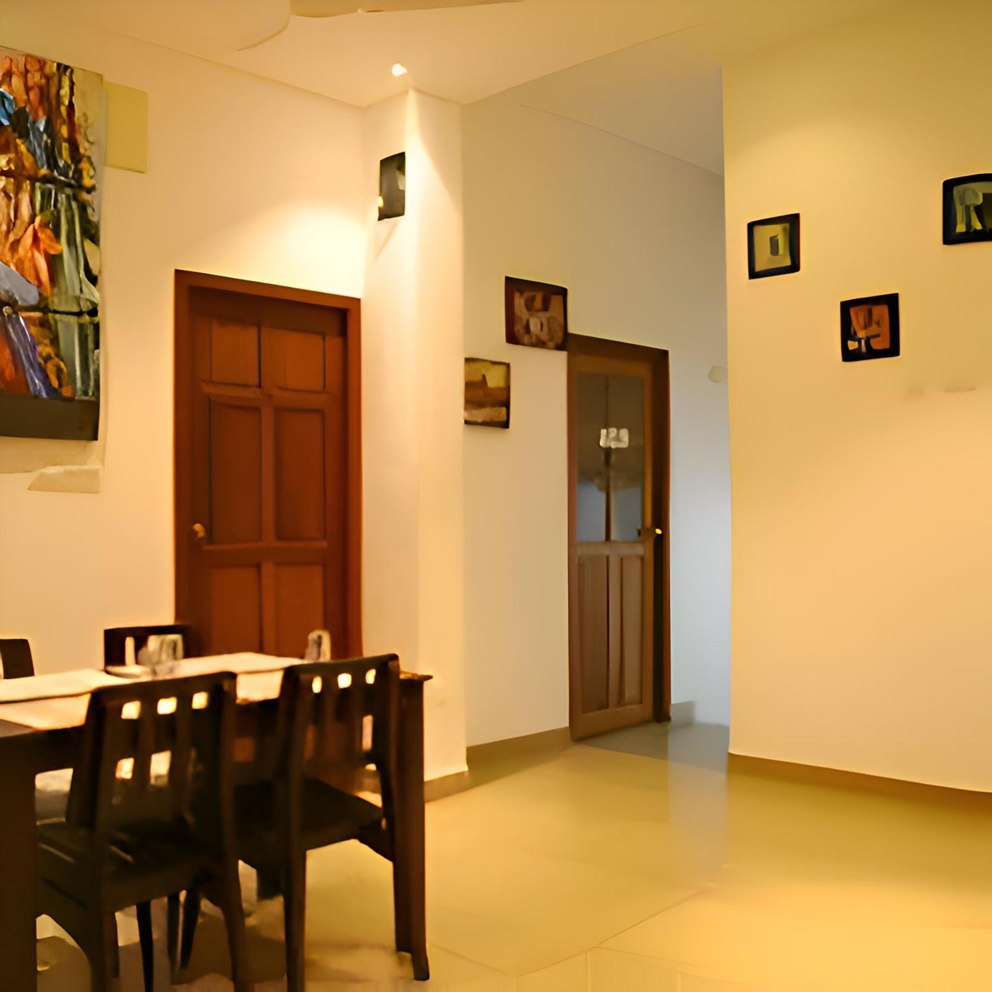 Le Holiday Inn Pondicherry Bagian luar foto