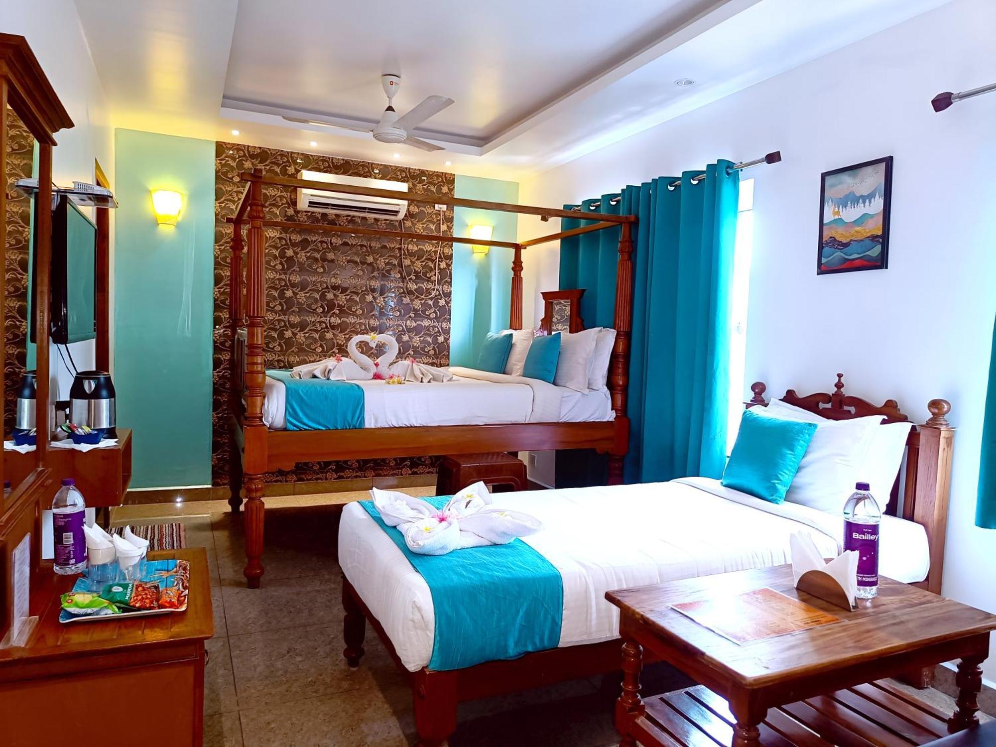 Le Holiday Inn Pondicherry Bagian luar foto