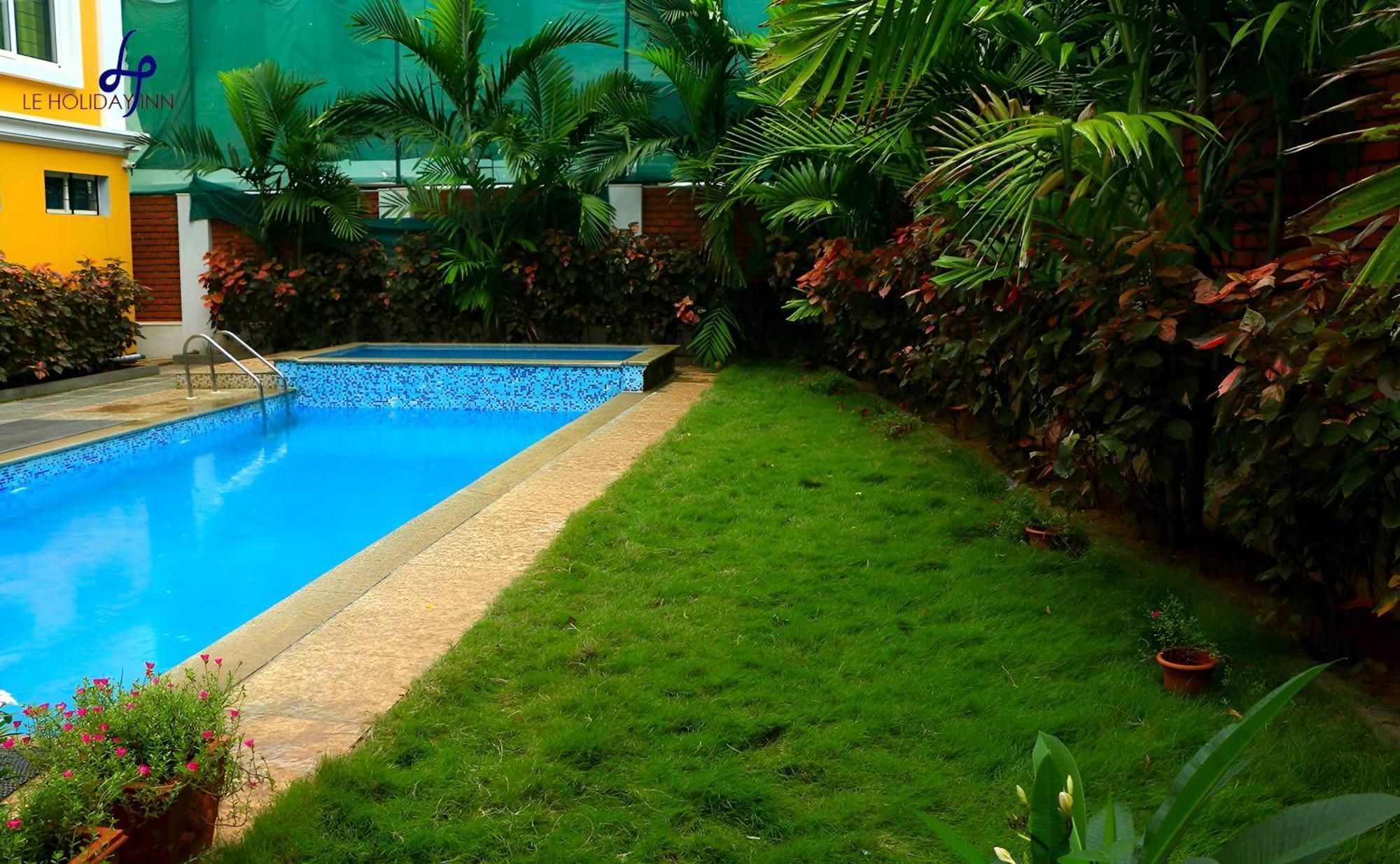 Le Holiday Inn Pondicherry Bagian luar foto